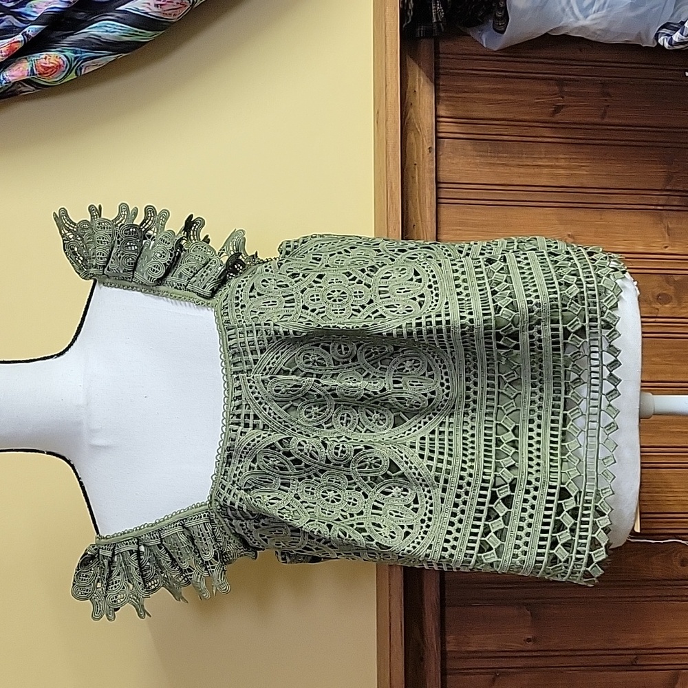 Eri and Ali woman shirt size large